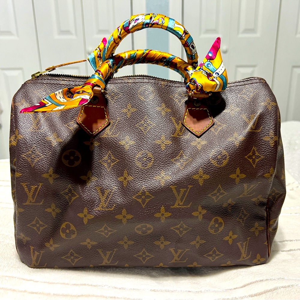 SOLD!!!Authentic Louis Vuitton Speedy 30